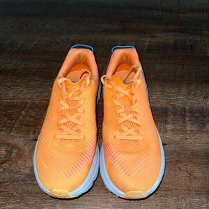 7.5 Hoka Rincon 3 Shoes